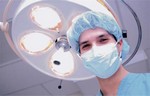 Foto Plastisch chirurg wil verplicht toezicht